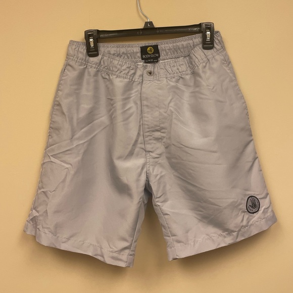 BODY GLOVE SWIM TRUNKS SIZE MEDIUM - Picture 2 of 6